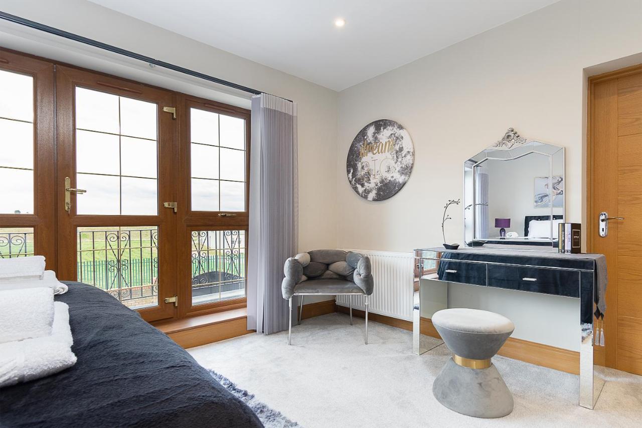 Boutique Green Acre Views Слау Екстер'єр фото