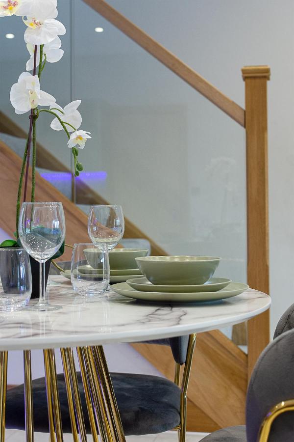 Boutique Green Acre Views Слау Екстер'єр фото